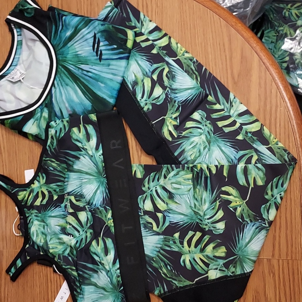 Womens Fitwear Set